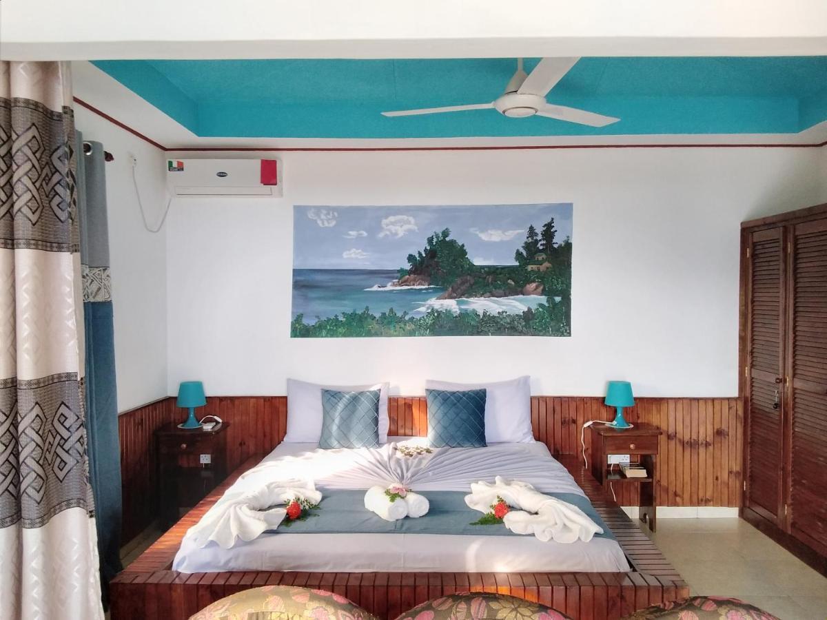 Les Elles Guesthouse Self Catering Baie Lazare  Exterior photo
