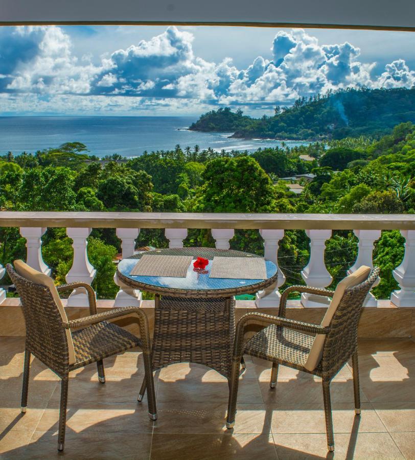 Les Elles Guesthouse Self Catering Baie Lazare  Exterior photo