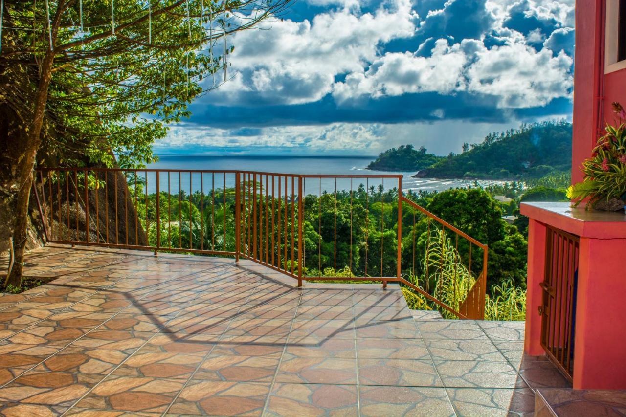 Les Elles Guesthouse Self Catering Baie Lazare  Exterior photo